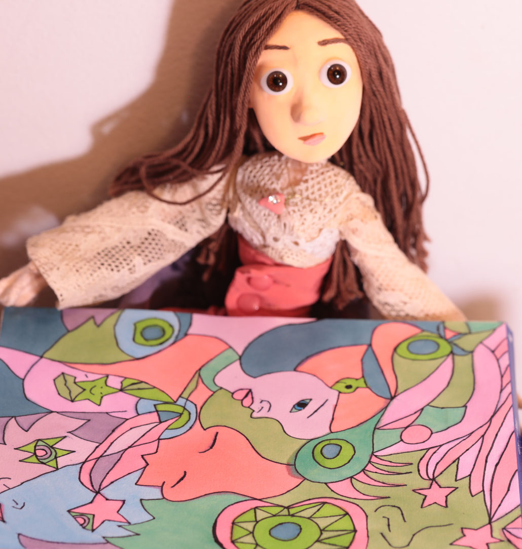 stopmotion , doll , livedrawing